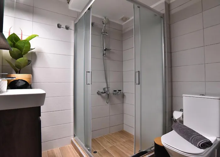 Antoine * Nea Peramos (Macedonia)